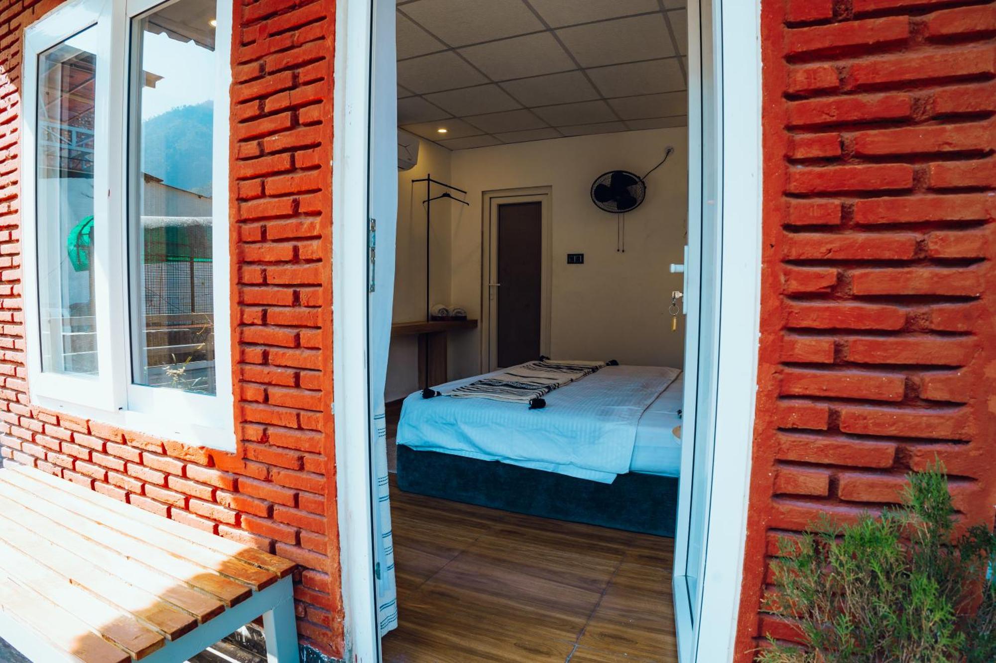 Art Bliss Hostel Rishīkesh Esterno foto